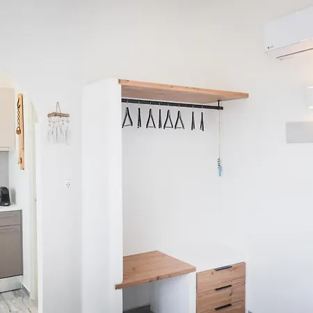 Navi A2 Brand New In