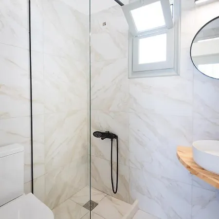 Navi A2 Brand New In Apartment