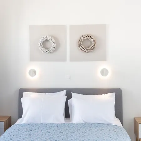 Navi A2 Brand New In * Naousa (Paros)