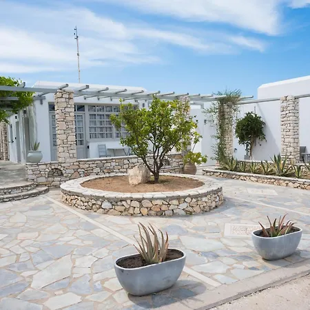 Navi A2 Brand New In * Naousa (Paros)